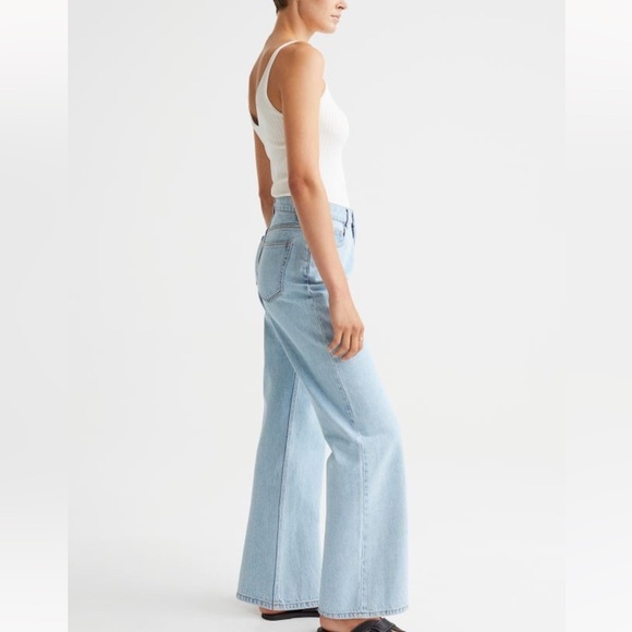 H&M 5-Pocket Wide High Jeans -Wash Denim - Picture 2 of 13
